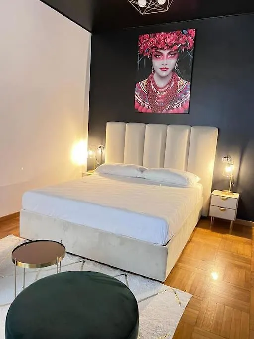Apartment Luxury Suite With Terrace Near Arco Della Pace Milan